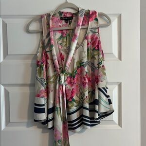 Elizabeth and James Top